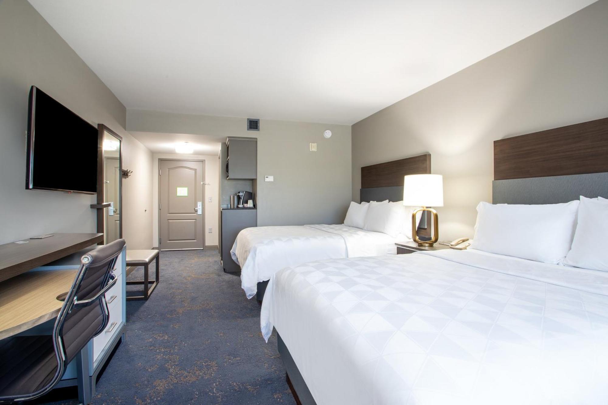 Standard Room with Two Queen Beds